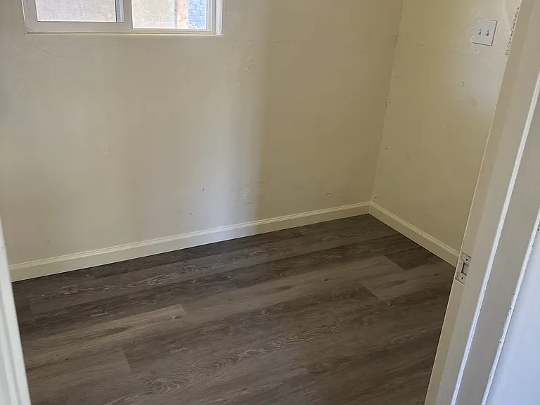 1209 Thomas Way — Photo 9