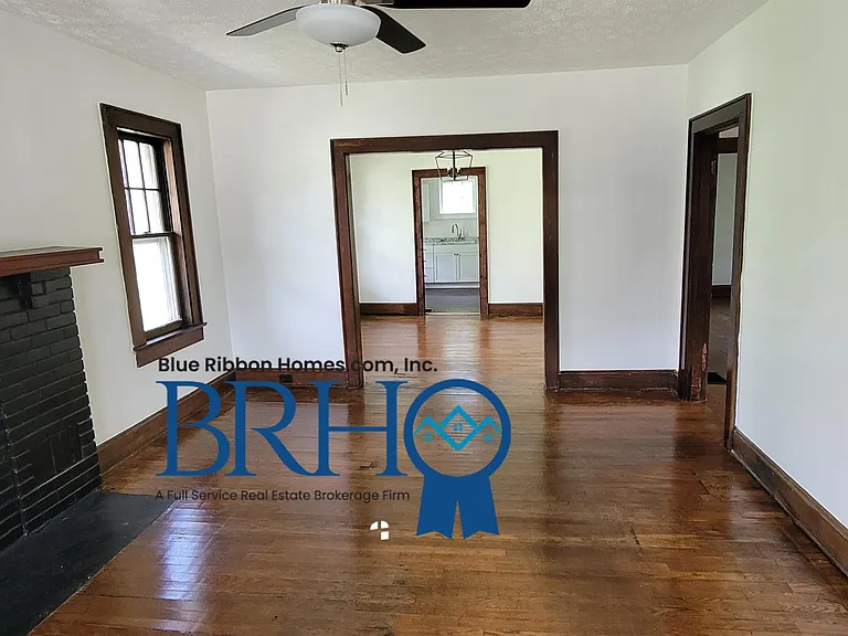 4118 Holston Dr — Photo 8