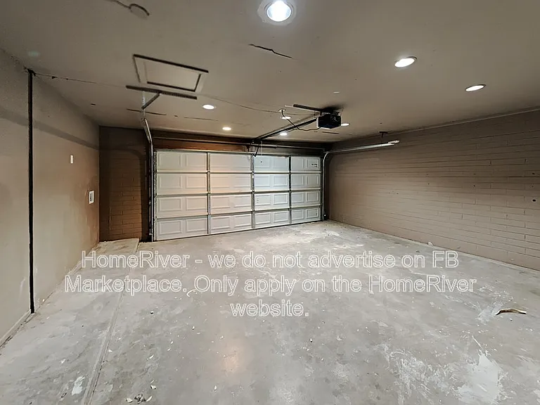 4631 W Claremont St — Photo 20