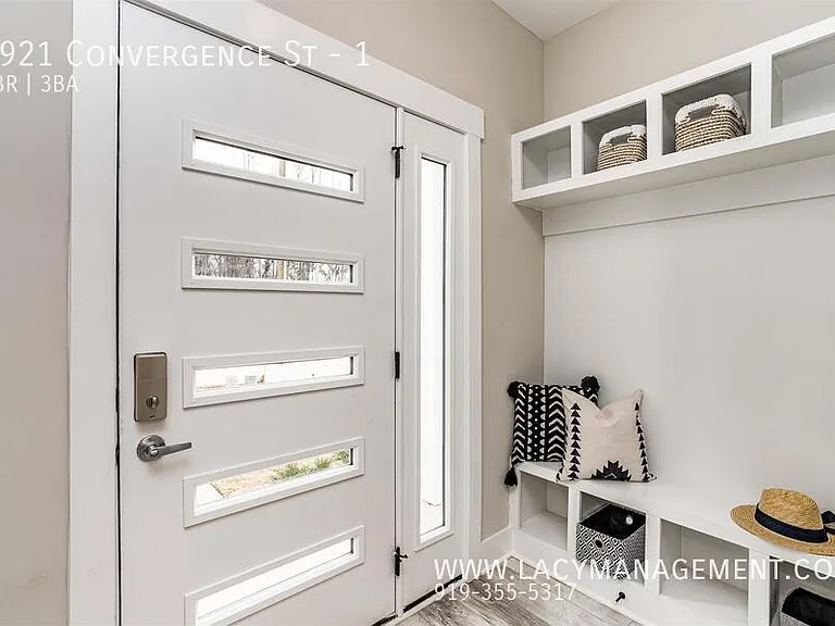 3921 Convergence St #1 — Photo 5