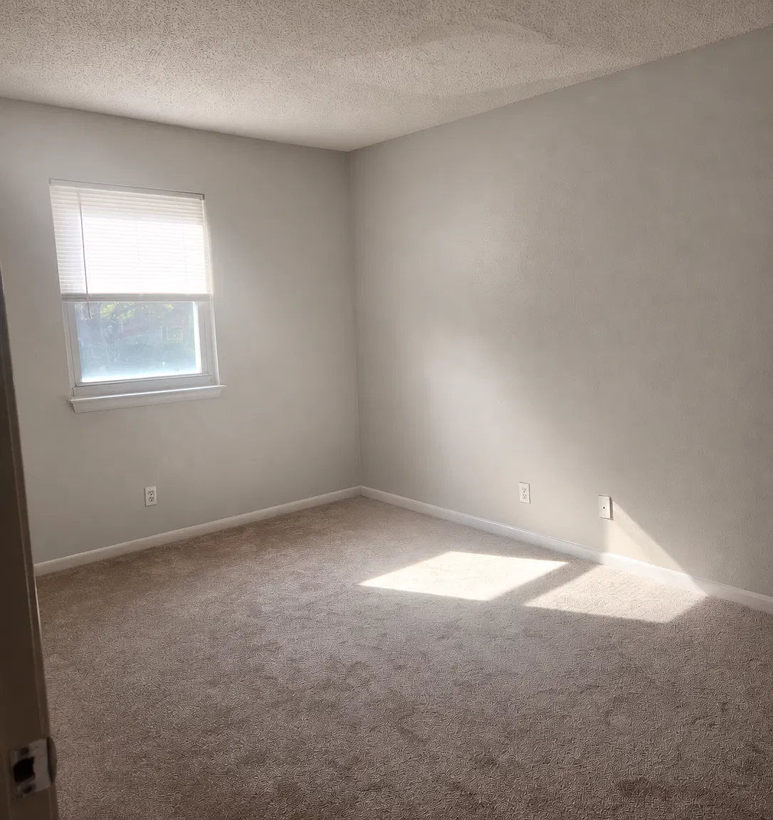 2 bed, 900 sqft, $1,200 — Photo 4