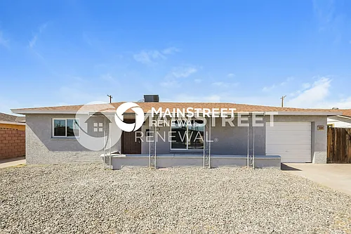 4714 N 49th Dr Photo 1