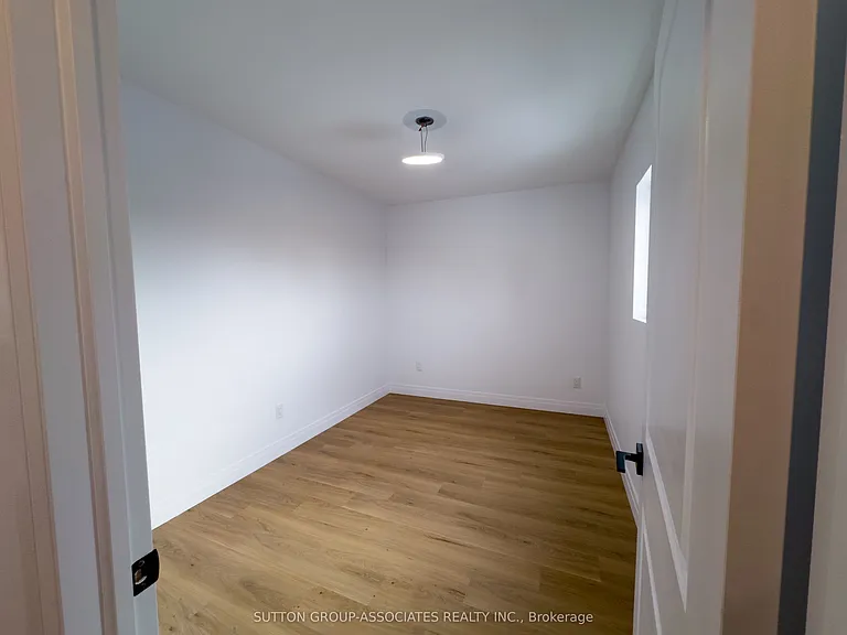 62 Hartley Ave — Photo 7
