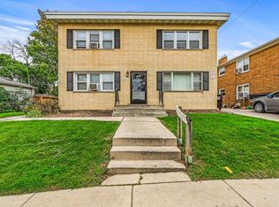 1917 Fairview Ter, Racine, WI 53403