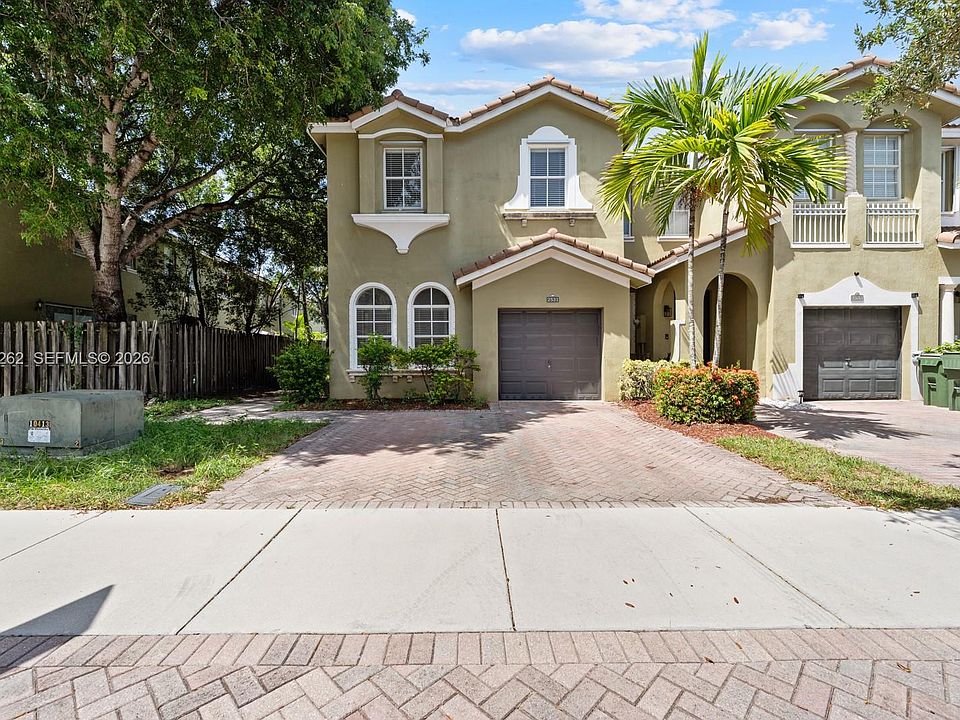 1st image of 2531 SE 15th Ct