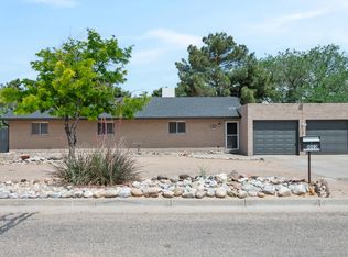 1002 Kathy Rd SE, Rio Rancho, NM 87124