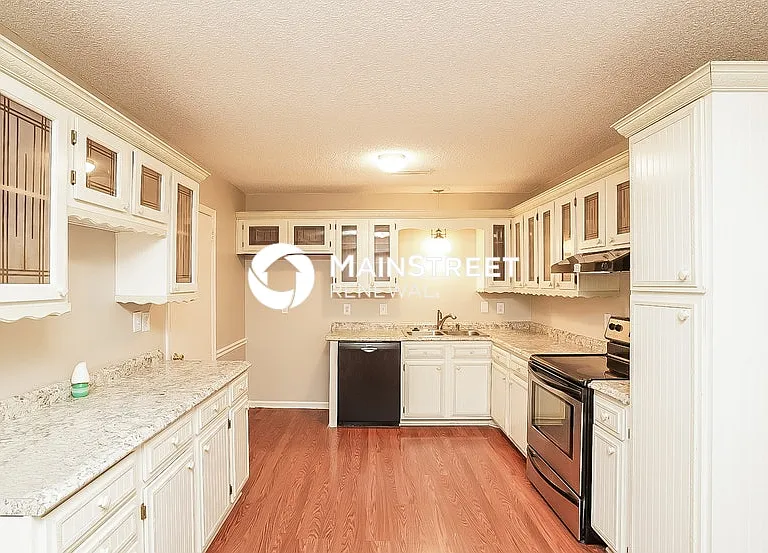 4336 Central Valley Dr — Photo 2