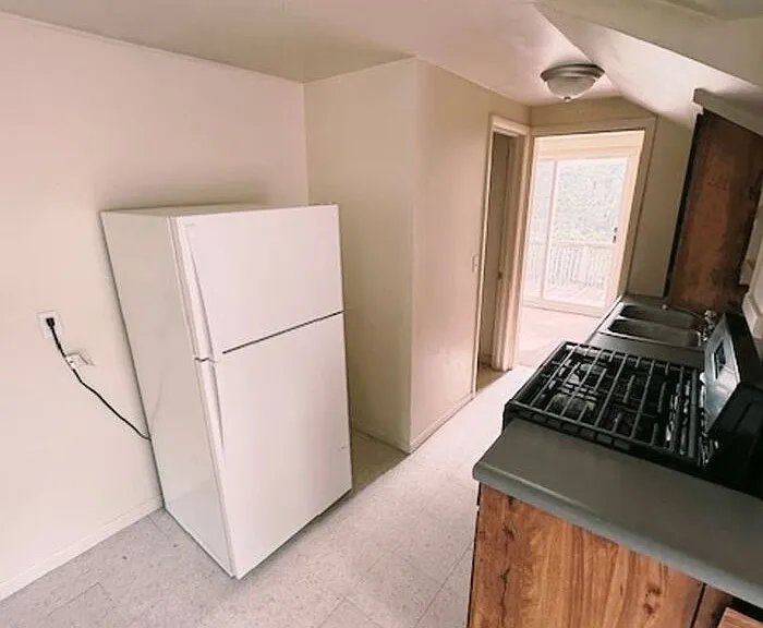 1902 Jefferson St #2 — Photo 3