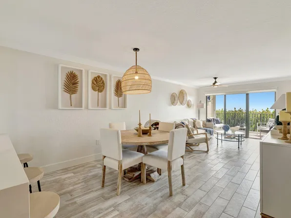7420 S Ocean Dr, Jensen Beach, FL