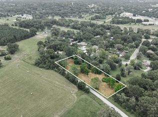 Hazelwood St, Naples, TX 75568