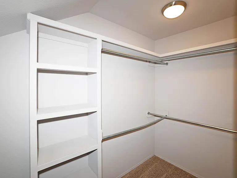 7501 Continental Pkwy — Photo 51