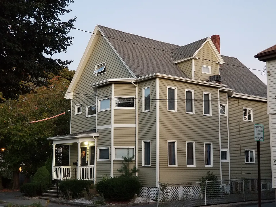 7 Superior St #1
