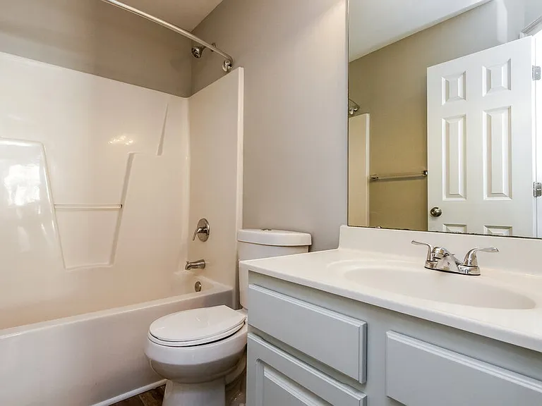 7728 Royal Park Ln — Photo 15
