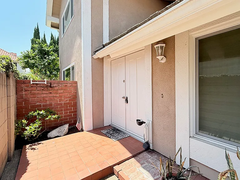 15338 Nantes Cir — Photo 31