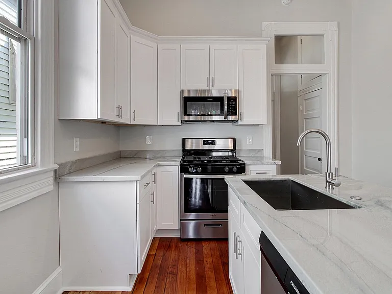 4532 S Saratoga St — Photo 7
