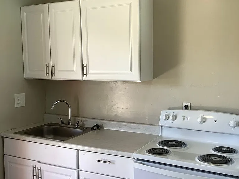 722 E San Lorenzo Rd — Photo 15