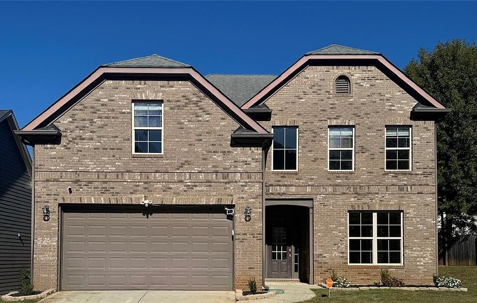 1st image of 2490 Park Estates Dr