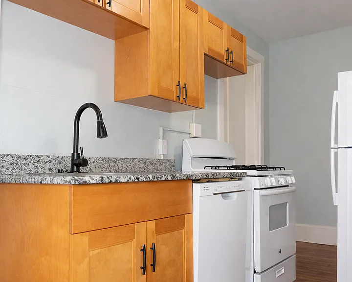 1345 S 3rd St — Photo 15
