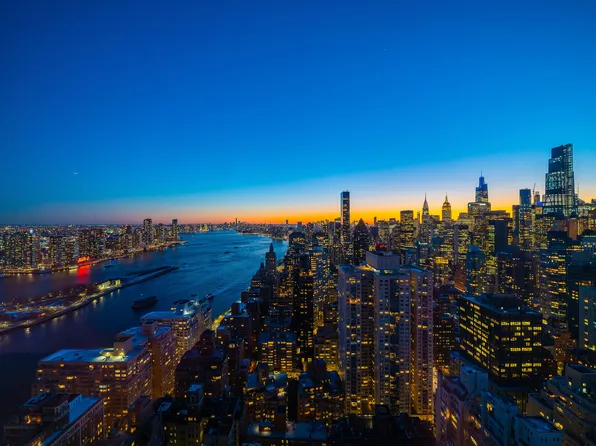 430 East 58th Street image 3 of 22