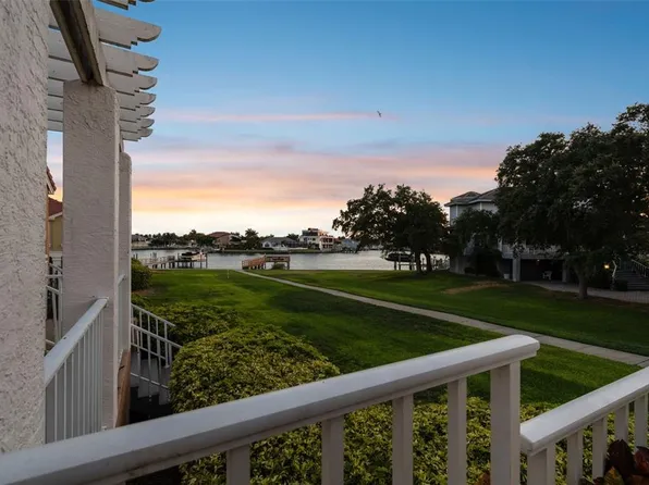 26 Jefferson Ct S, Saint Petersburg, FL 33711