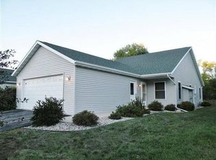 119 Stoney Ridge Rd, Ripon, WI 54971