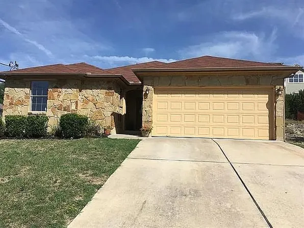 714 Newport Dr, Spicewood, TX 78669