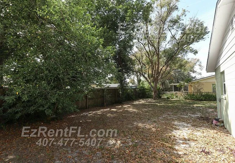 858 Bishop Dr — Photo 34