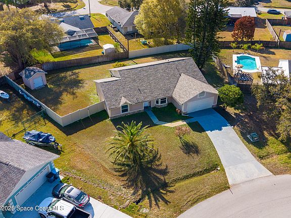 2nd image of 1299 Stadt Rd NW