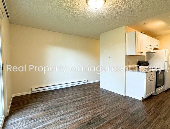 5th image of 21803 30th Ave S #2