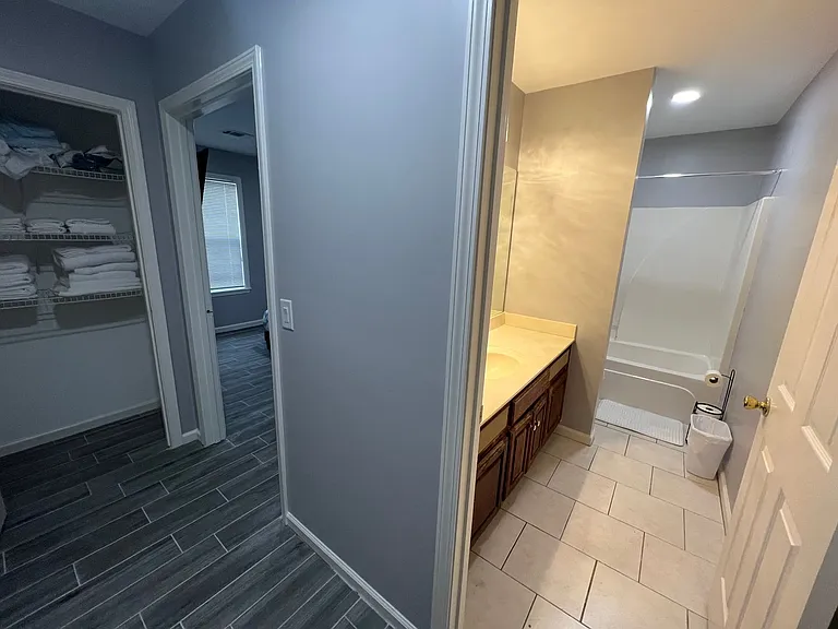 10120 Sunlight Dr — Photo 15