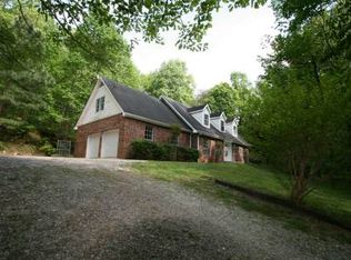 177 Barnes Mountain Rd, Ellijay, GA 30540