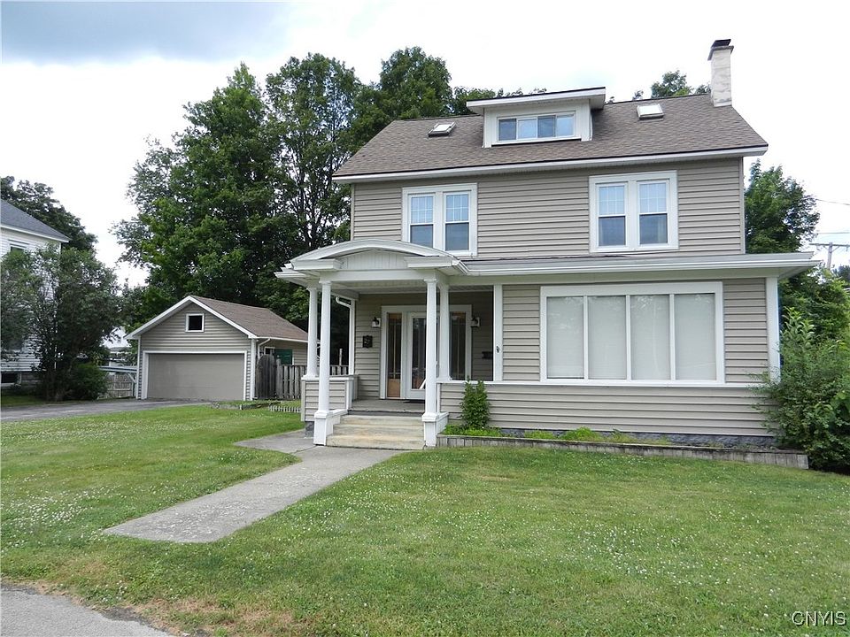 1st image of 27 Spofford Sq