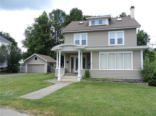27 Spofford Sq, Dolgeville, NY 13329