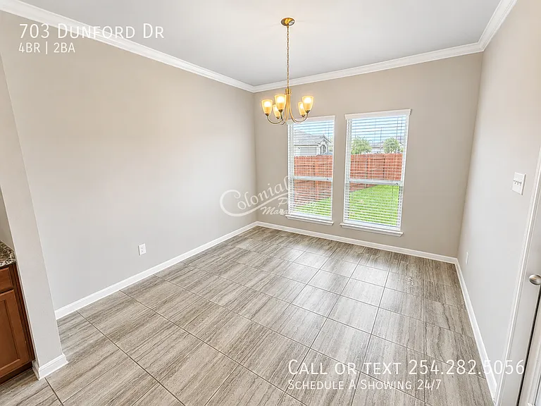 703 Dunford Dr — Photo 3