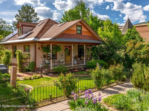 915 Colorado Ave, Glenwood Springs, CO 81601