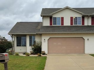 4620 Fox Grove Rd, Sheboygan, WI 53081