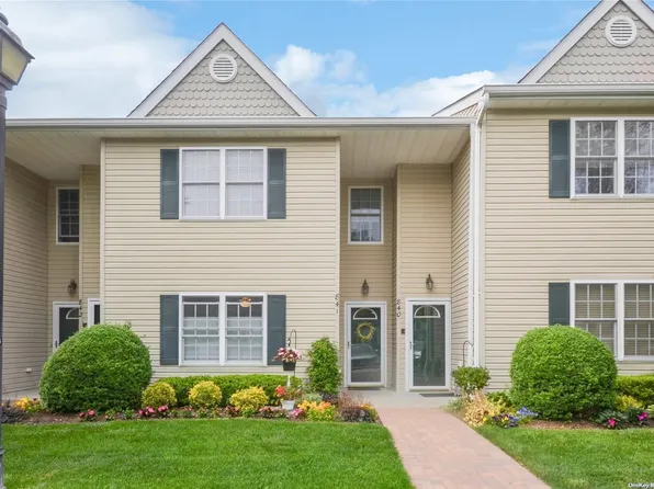 841 Madeira Boulevard #1, Melville, NY 11747