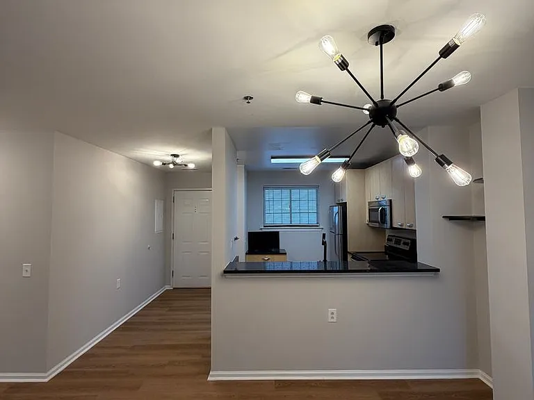 2 Leverington Ave #28 — Photo 35