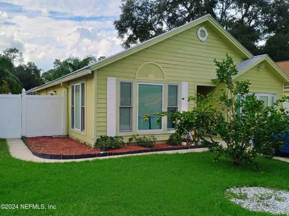 1874 MACKENZIE Court S, Middleburg, FL 32068