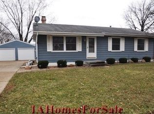 2617 Willow St SW, Cedar Rapids, IA 52404