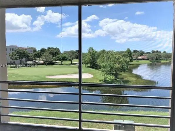 9470 Live Oak Pl, Fort Lauderdale, FL