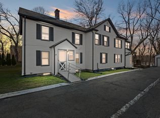 415 Naubuc Ave, Glastonbury, CT 06033