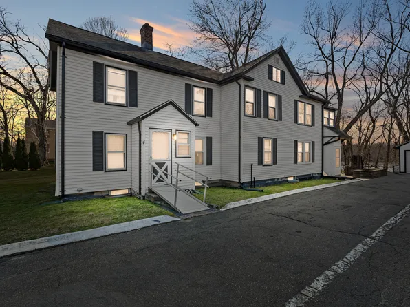 415 Naubuc Avenue, Glastonbury, CT 06033