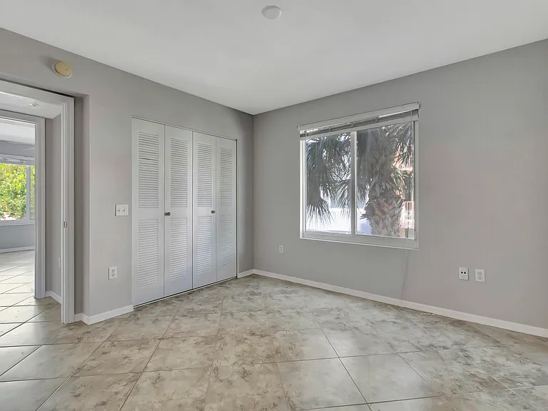 116 Villa Cir #116 — Photo 20