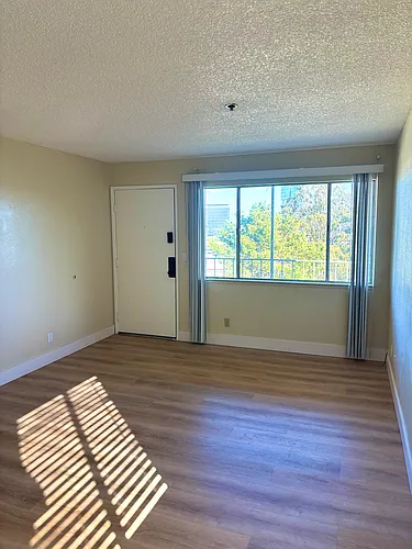 3 Lewis Ave #5 Photo 1