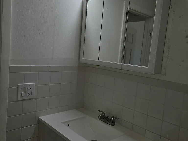 3211 SW 44th St #211 — Photo 12