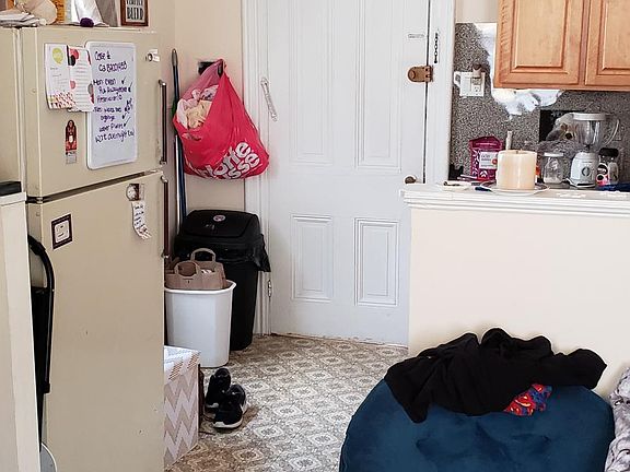 4th image of 3507 Hamilton St #2FR