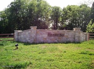 7927 Greenhaven Ter, Waterford, WI 53185