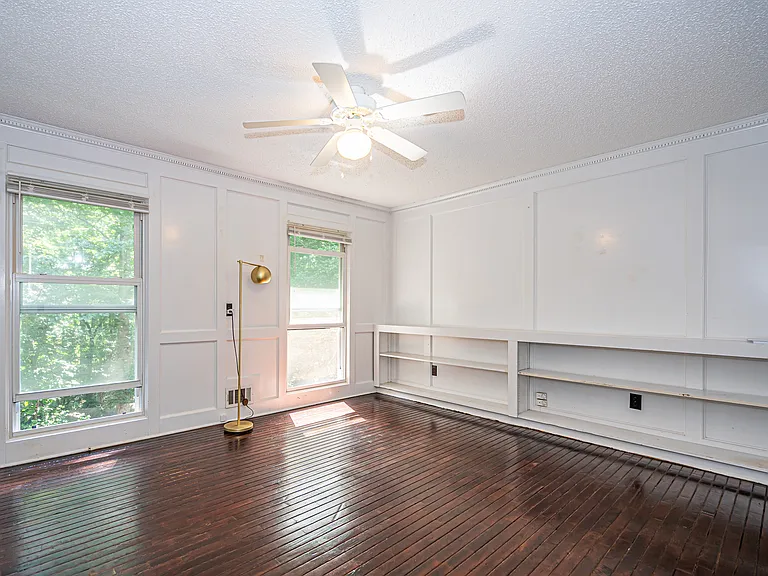 520 Arnold Rd — Photo 12