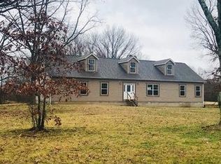 1136 Breeden Rd, New Johnsonville, TN 37134